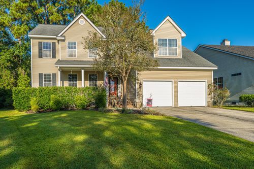 129 Historic Dr, Mount Pleasant, SC, 29464-7898 | Card Image