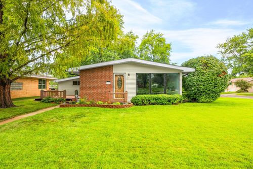 5115 N Graceland Dr, Peoria, IL, 61614-4650 | Card Image