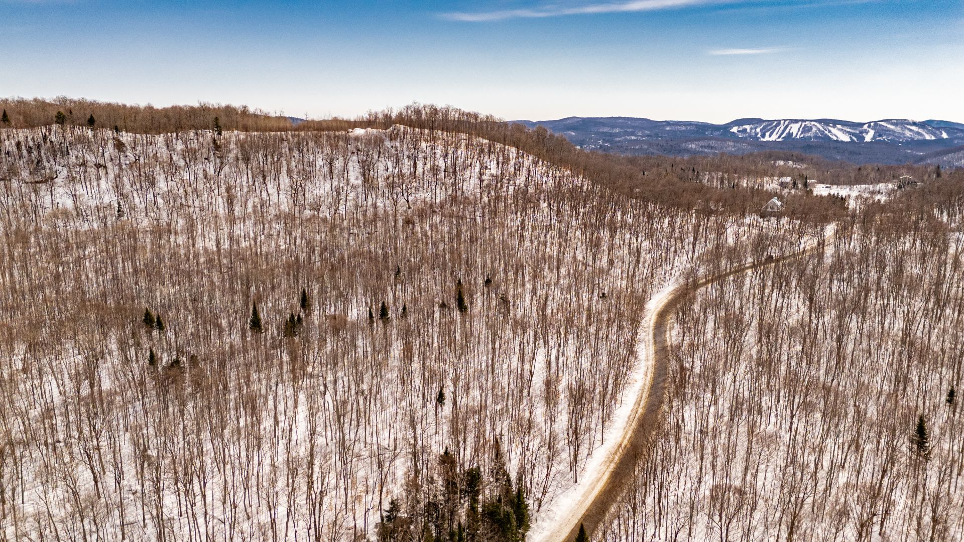 Land in Lac-Supérieur