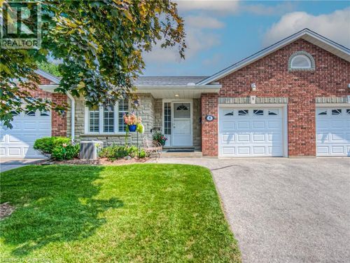 8-150 Oak St, Simcoe, ON, N3Y5M5 | Card Image