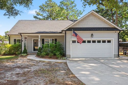 710 Memorial Ave, Dunn, NC, 28334-2316 | Card Image
