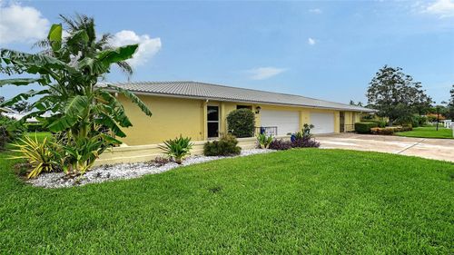 5607-3741 Amesbury Ln, SARASOTA, FL, 34232-4406 | Card Image
