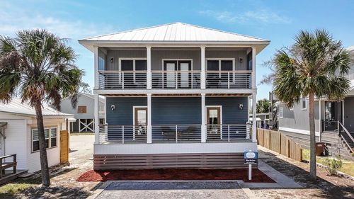 132 Pine St, Mexico Beach, FL, 32456-0171 | Card Image
