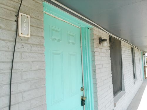 apt-209-2026 Waldron Rd, Corpus Christi, TX, 78418-4602 | Card Image