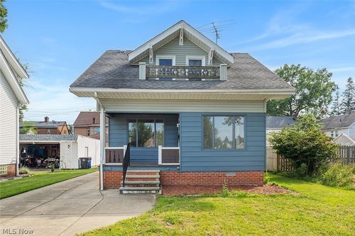 18206 Harland Ave, Cleveland, OH, 44119-2037 | Card Image