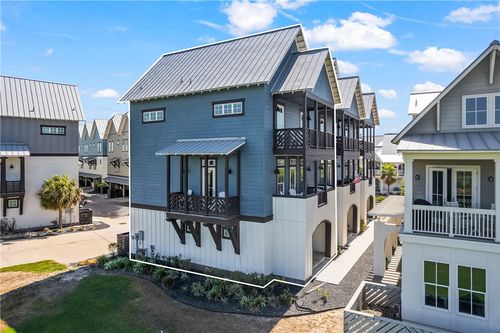 180 Spanish Dagger Ln, Port Aransas, TX, 78373-1418 | Card Image