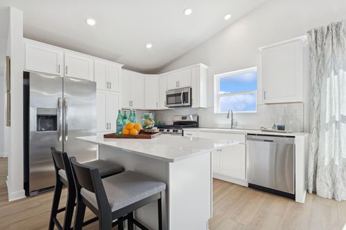 10876 Hemingway Avenue S, Cottage Grove, MN, 55016 | Card Image