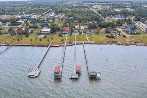 2576 Cliff Dr, San Leon, TX, 77539-2355 | Card Image