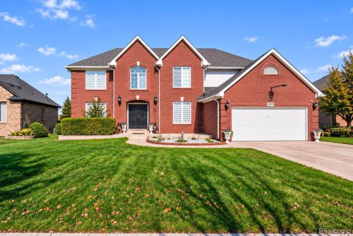 20379 Bannister Dr, Macomb, MI, 48044-5944 | Card Image