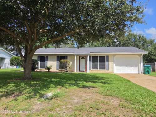 108 Graham St, Gulfport, MS, 39503-3268 | Card Image