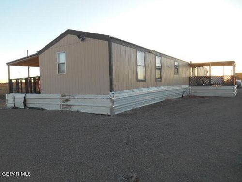 3996 Century Dr, El Paso, TX, 79938-0402 | Card Image