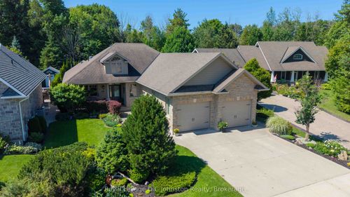 569 Creekwood Dr, Southampton, ON, N0H2L0 | Card Image