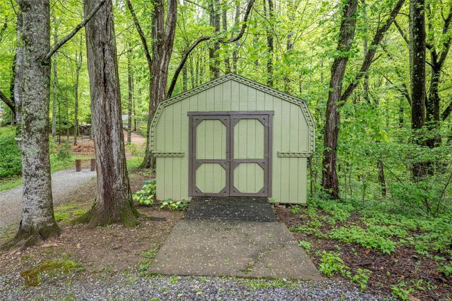 25 Hurrah Rdg, House other with 6 bedrooms, 7 bathrooms and null parking in Scaly Mountain NC | Image 89
