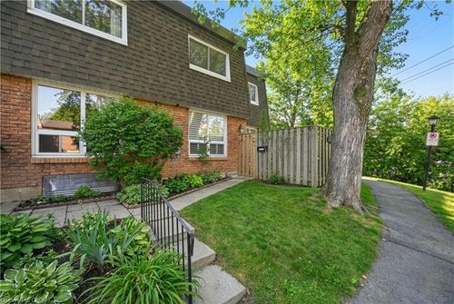 489 Timber Lane, Burlington, ON, L7L4B1 | Card Image