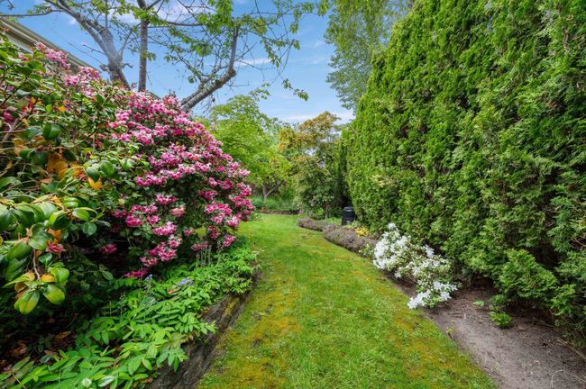 1452 Stevens St, Townhouse with 3 bedrooms, 3 bathrooms and 5 parking in White Rock BC | Image 37