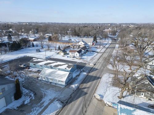 1004 5th Ave, Charles City, IA, 50616-3008 | Card Image