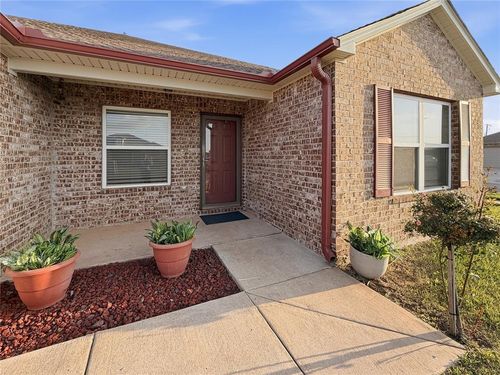 1865 Land Run Dr, El Reno, OK, 73036-0018 | Card Image
