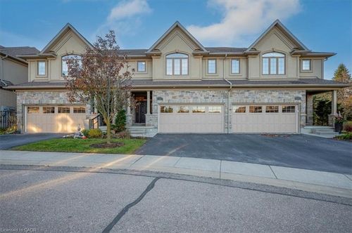 22-435 Winchester Dr, Waterloo, ON, N2T0B7 | Card Image