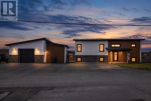 31-33 George Mercer Dr, Bay Roberts, NL, A0A | Card Image