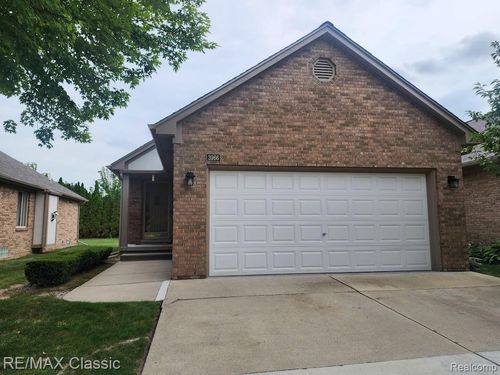 ste-100-3966 Sunflower Ln, Warren, MI, 48091-6117 | Card Image