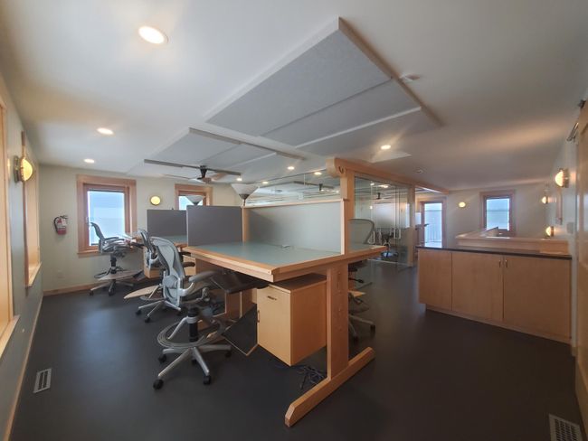Upper level work stations | Image 24