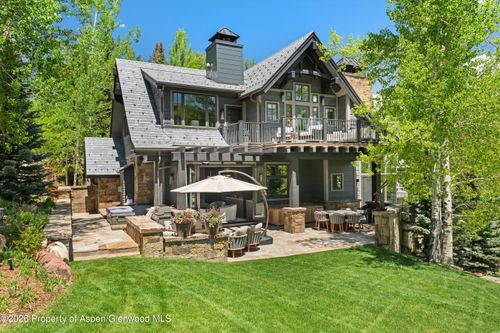 15 S Willow Ct, Aspen, CO, 81611-2530 | Card Image