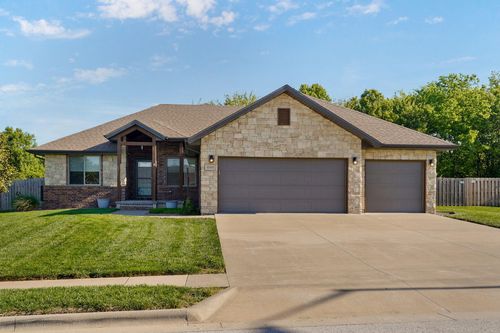 4543 W Cloverleaf Terrace, Battlefield, MO, 65619 | Card Image