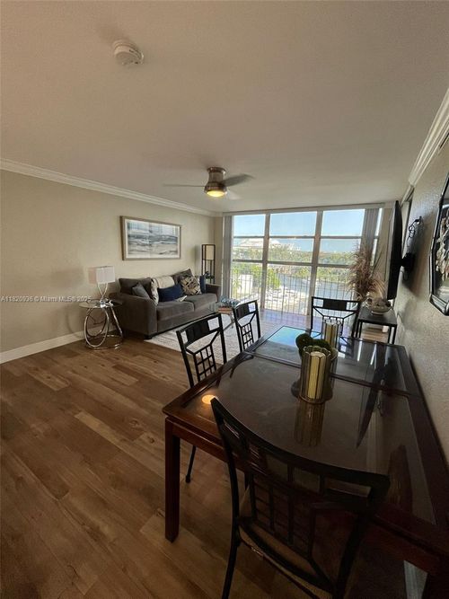 apt-703-1700 Nw North River Dr, Miami, FL, 33125-2351 | Card Image