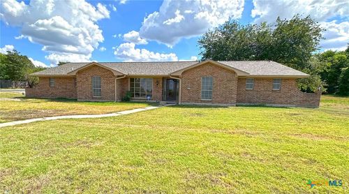 517 S Roy Reynolds Dr, Harker Heights, TX, 76548-1670 | Card Image