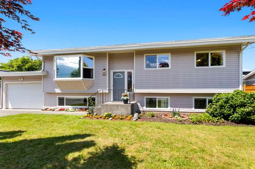 1543 Pinewood Ave, Agassiz, BC, V0M1A0 | Card Image