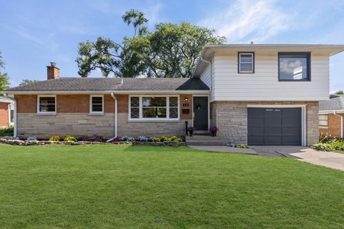 19 7th Street, Downers Grove, IL, 60515 | Card Image