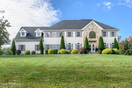 13 Randall Dr, Manalapan, NJ, 07726-8864 | Card Image