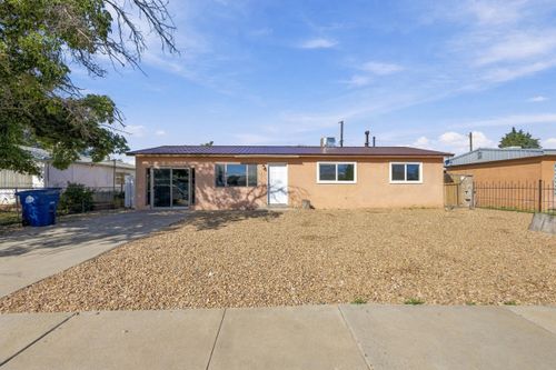 825 59th St Nw, Albuquerque, NM, 87105-1353 | Card Image