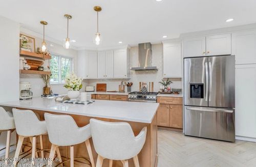 a-25 Fuller Ct, Staten Island, NY, 10306-6134 | Card Image