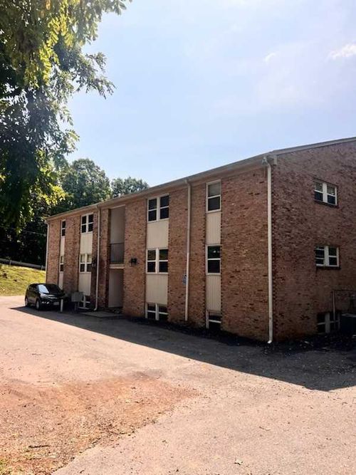 3802 Panorama Ave Nw, Roanoke, VA, 24017-6434 | Card Image