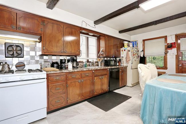 25 Marion Ave, House other with 3 bedrooms, 3 bathrooms and null parking in Rochelle Park NJ | Image 14