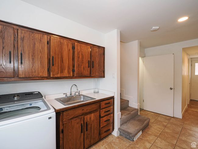 4601 S Creekview Cir, House other with 4 bedrooms, 2 bathrooms and 6 parking in Murray UT | Image 39