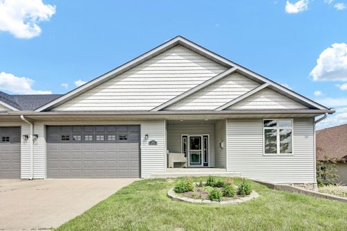 308 W Iowa St, Lake City, MN, 55041-1883 | Card Image