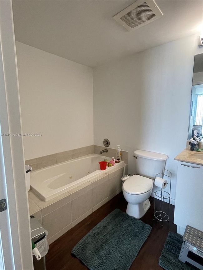 APT-501 - 140 S Dixie Hwy, Condo with 3 bedrooms, 2 bathrooms and null parking in Hollywood FL | Image 13