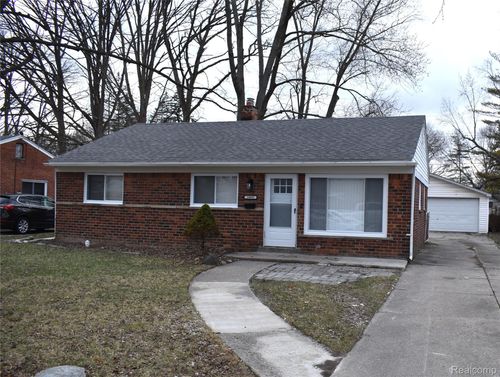 28095 Selkirk St, Southfield, MI, 48076-3056 | Card Image