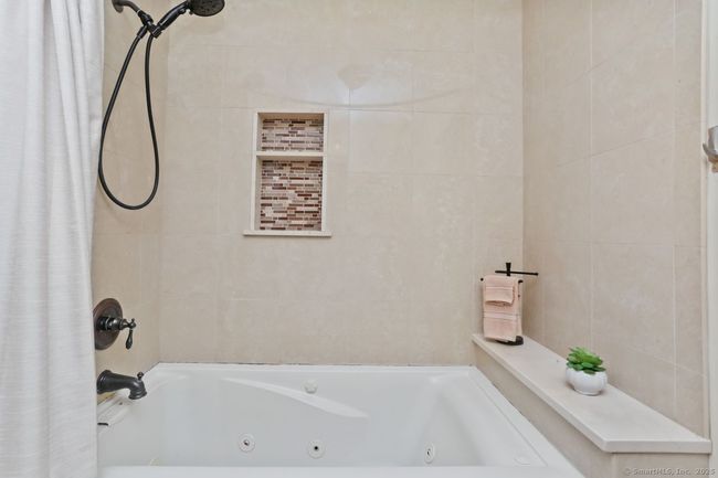 98 W Lake Rd, House other with 4 bedrooms, 2 bathrooms and null parking in Trumbull CT | Image 17