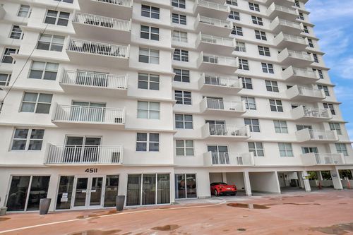 401-4511 S Ocean Blvd, Highland Beach, FL, 33487-4276 | Card Image