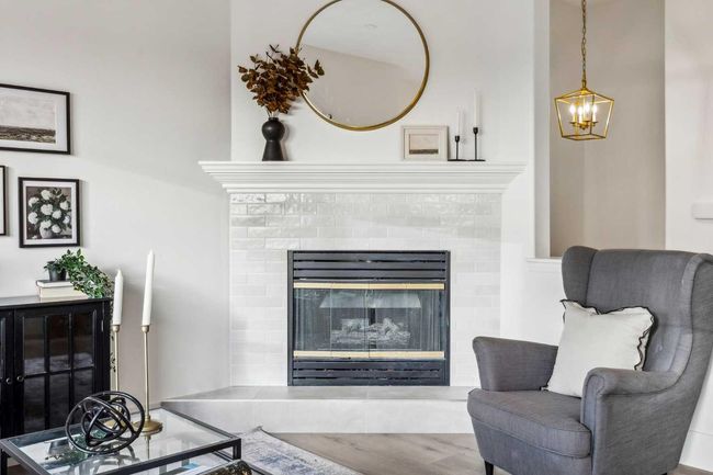 364 Prominence Hts Sw, Townhouse with 3 bedrooms, 3 bathrooms and 4 parking in Calgary AB | Image 11