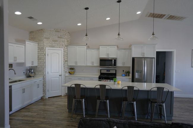 Kitchen 3 | Image 9