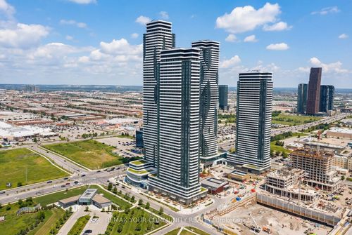 905-195 Commerce Street, Vaughan, ON, L4K0P9 | Card Image