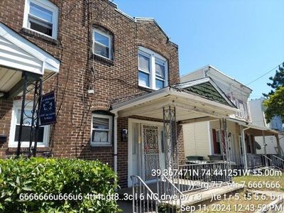 819 N Michigan Ave, House other with 3 bedrooms, 1 bathrooms and null parking in Atlantic City NJ | Image 1