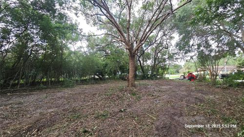 691 Piedmont Dr, DELTONA, FL, 32725-5525 | Card Image