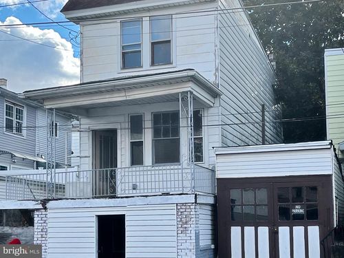 340 E 5th St, Mount Carmel, PA, 17851-2326 | Card Image