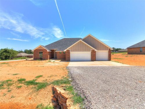 15951 Pecan Rd, Mcloud, OK, 74851-3300 | Card Image