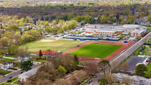 142 Feller Dr, Central Islip, NY, 11722-1212 | Card Image